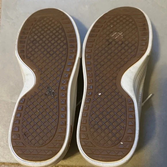 BOGO !!! Sketchers Arch Fit Arcade - Picture 4 of 14